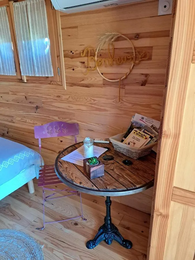 Chalet Villa Roulotte En Bois à Fuveau France